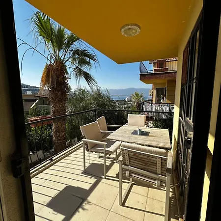 Havuzlu Ev Apartamento Kusadasi